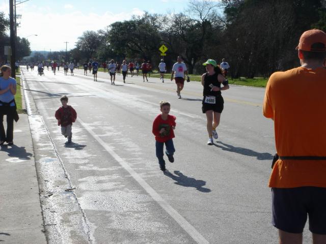 2005/02(Feb)/04(SusieMarathon)/640x480_2005-02-13 10-38-47.JPG